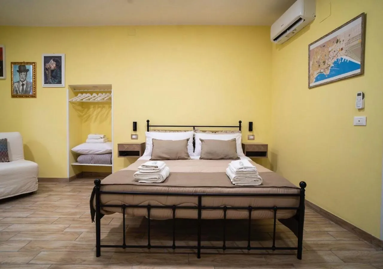 Casa De Curtis Apartment Naples